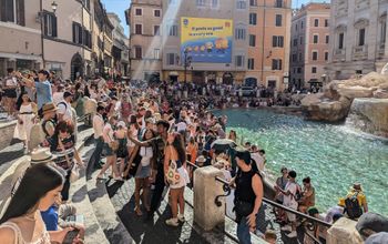 Trevi fountain, travel, travelers, crowd, Rome, Italy