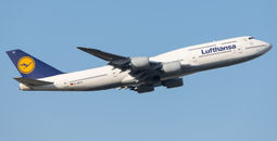 Lufthansa Boeing 747-8 in flight
