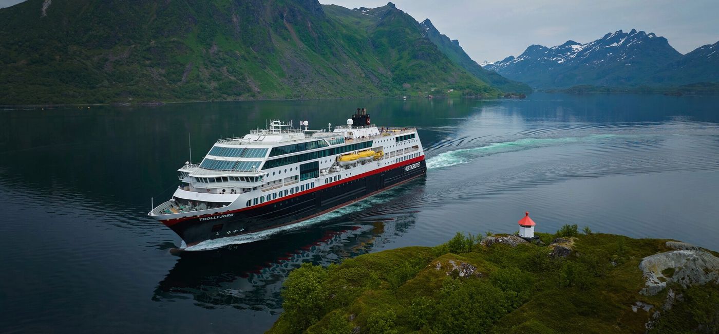 Image: Hurtigruten's MS Trollfjord (Photo Credit: Hurtigruten/Espen Mills)