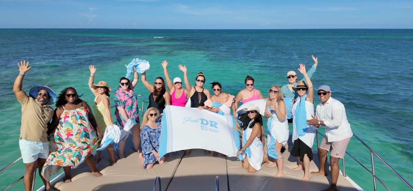 Photo: Advisors on catamaran cruise on the 2026 Dominican Republic Social Ambassador FAM (Photo Credit: Eric Bowman)