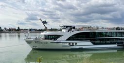 Riviera Radiance docked in Esztergom, Hungary
