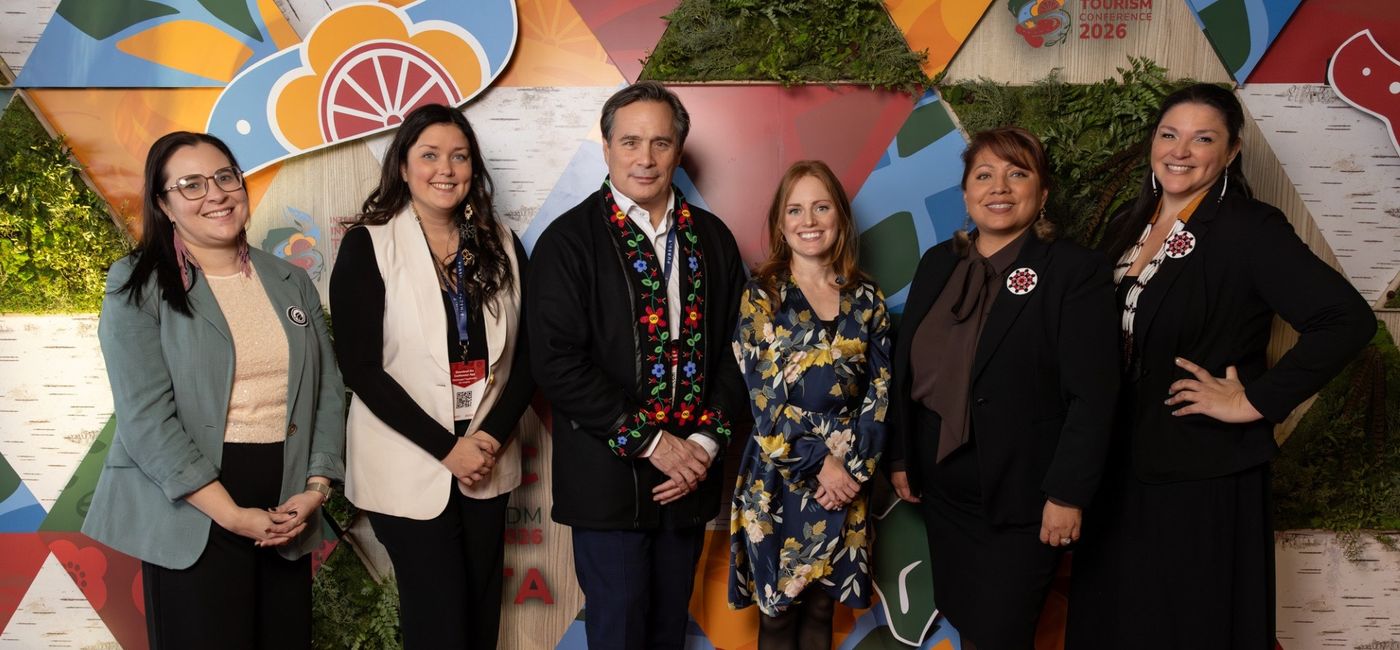 Image: De gauche à droite : Tara Saunders (ITAC), Teresa Ryder (ITAC), Keith Henry (ITAC), Ava Wells (Destinations International), Sherry Rupert (AIT), Dawnielle Tehama (AIT)