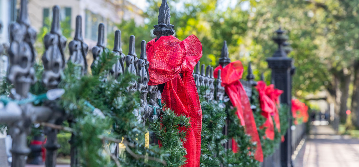 Image: Uptown New Orleans at the holidays (Photo Credit: New Orleans & Company)