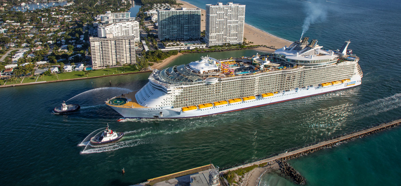 Image: Royal Caribbean's Oasis of the Seas. (photo courtesy Royal Caribbean)