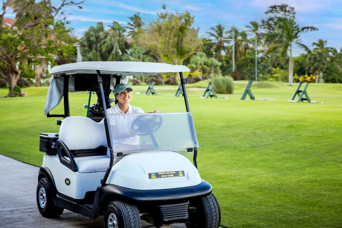 Golf enthusiasts staying in The Club will appreciate up to two complimentary green fees per adult Golf enthusiasts staying in The Club will appreciate up to two complimentary green fees per adult