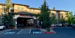 The Hampton Inn & Suites Flagstaff in Arizona is in an ideal location for a Grand Canyon road trip.