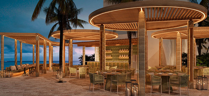Snack bar at the Grand Park Royal Cancun Snack bar at the Grand Park Royal Cancun