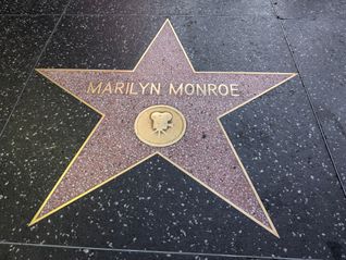 Located in front of the Hollywood Roosevelt Hotel, a historic spot Marilyn Monroe frequented.