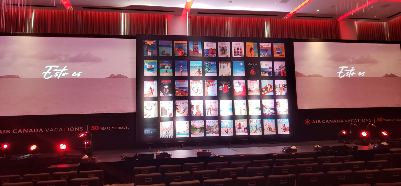 Image: ACV Dream Makers Tour in Edmonton takes the stage at the JW Marriott (Photo Credit: Jen Mallia/TravelPulse Canada)