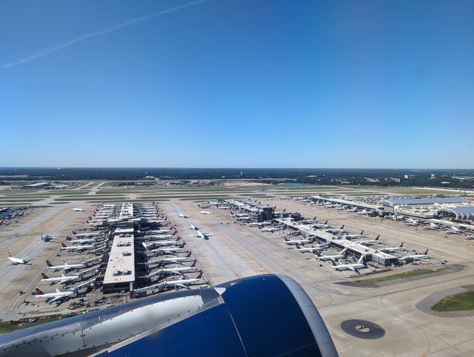 Atlanta Airport plane, airport, tarmac, Atlanta Airport, ATL, Hartsfield Jackson International Airport, delta, planes