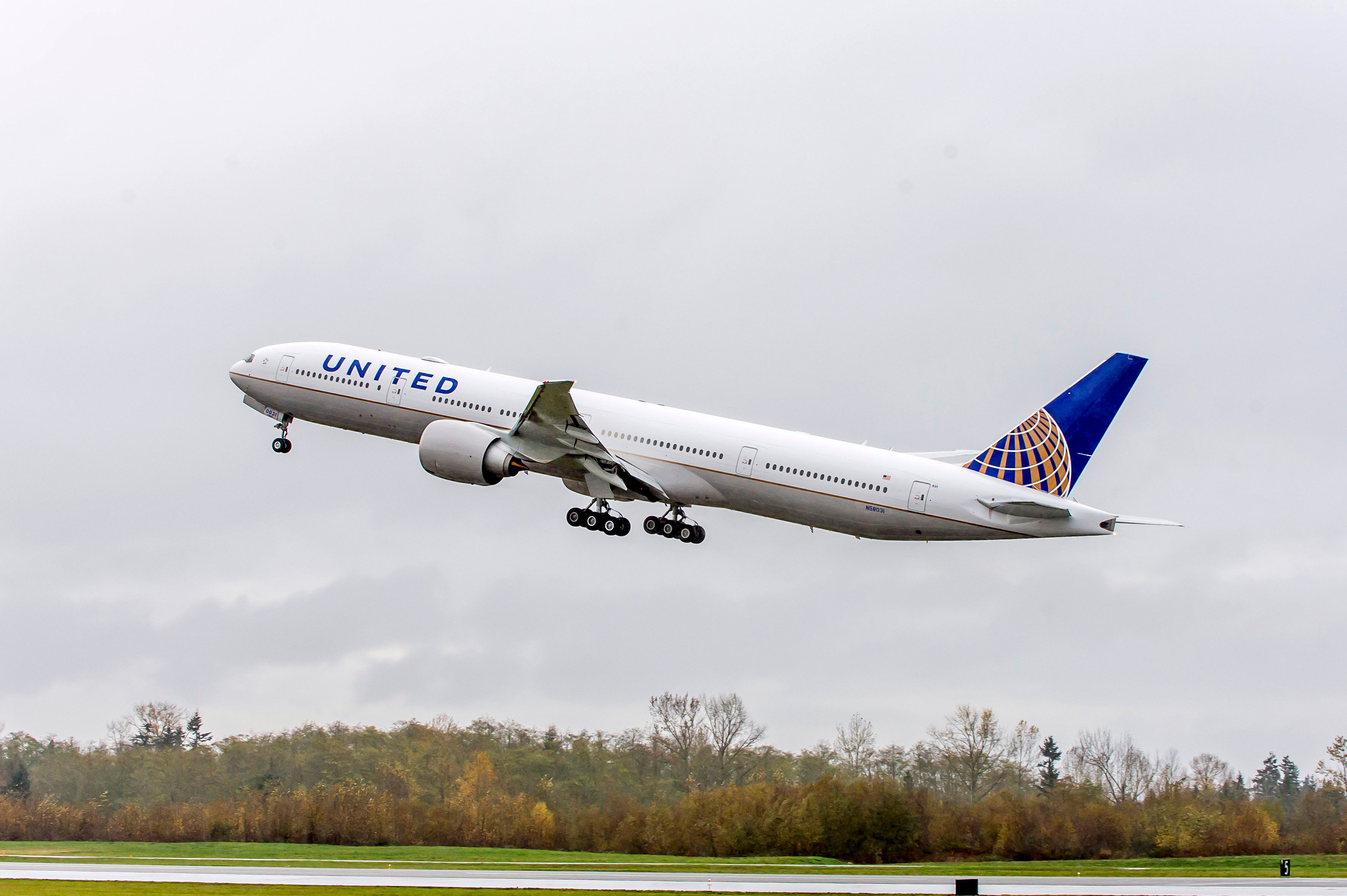 United checked online bag