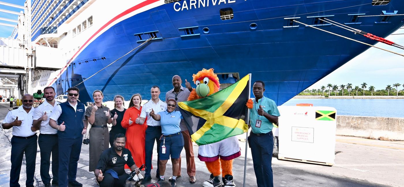 Image: Carnival Cruise Line partnered with Direct Relief, the Miami HEAT and the Micky & Madeleine Arison Family Foundation (Photo Credit: Carnival Cruise Line)