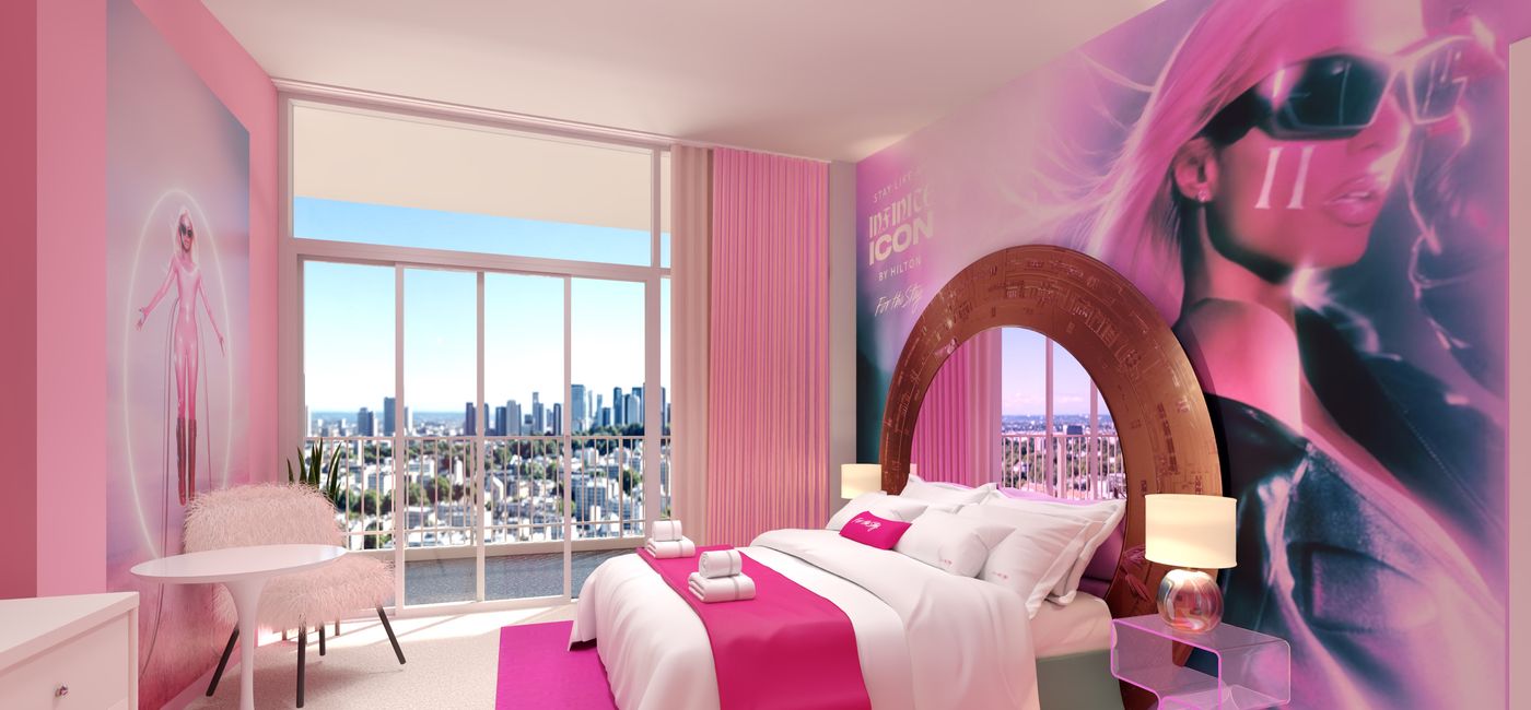 Image: Stay Like an Infinite Icon Paris Hilton suite at The Beverly Hilton (Photo Credit: Hilton Hotels)