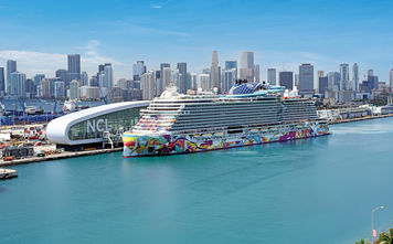 Norwegian Aqua docked in Miami
