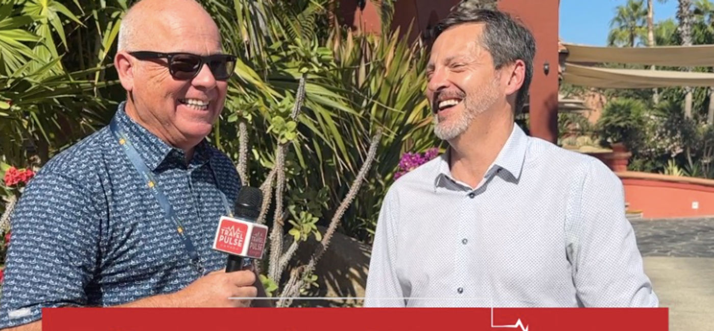 Photo: John Kirk with Los Cabos Tourism CEO Rodrigo Esponda (John Kirk)