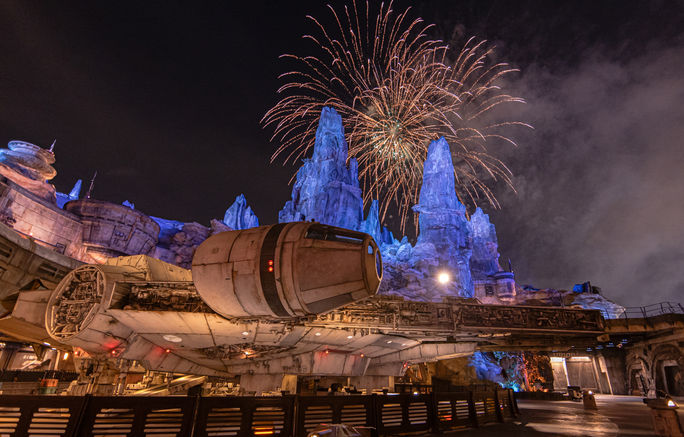 'Fire of the Rising Moons' fireworks spectacular at Disneyland park. 'Fire of the Rising Moons' fireworks spectacular at Disneyland park.