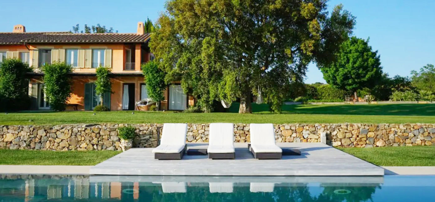 Image: (Courtesy of Villas of Distinction)