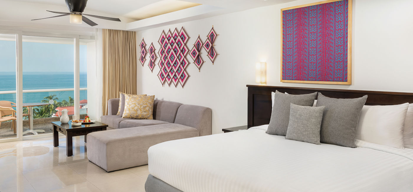 Image: Renovated room at Wyndham Alltra Vallarta