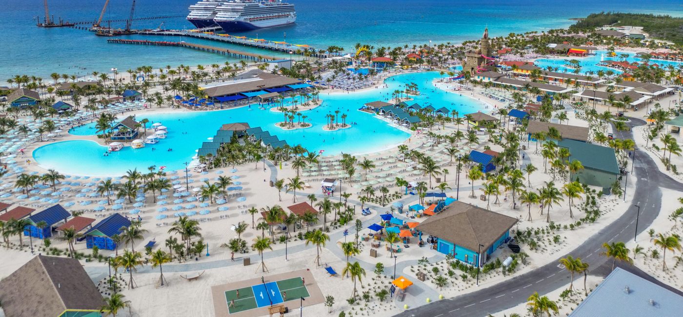 Image: Carnival Glory and Carnival Conquest at Celebration Key (Photo Credit: Carnival Cruise Line)
