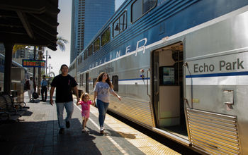 Amtrak Pacific Surfliner and SeaWorld San Diego Launch New Travel and Ticket Discount Partnership