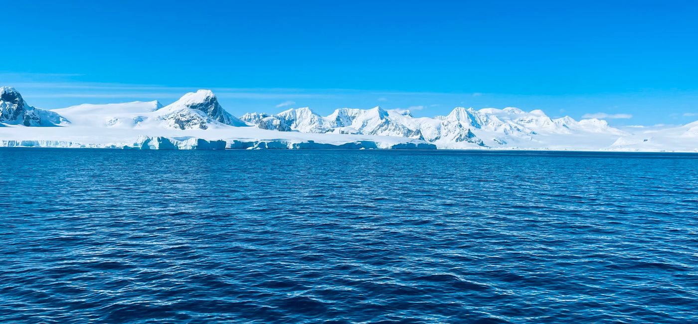 Image: The sun can be intense in Antarctica. (Photo Credit: Sarah Kuta)