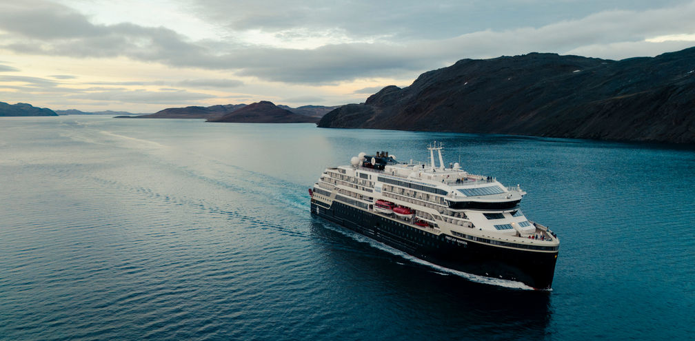 HX Expeditions in the Northwest Passage