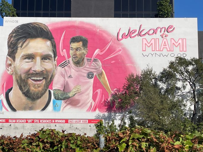 Ein Wandgemälde von Lionel Messi im Stadtteil Wynwood in Miami. 