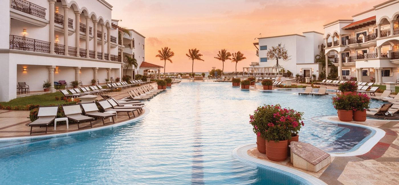 Image: Hilton Playa del Carmen (photo via Playa Hotels & Resorts)