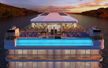 The Viking Mississippi features an infinity plunge pool at the aft.