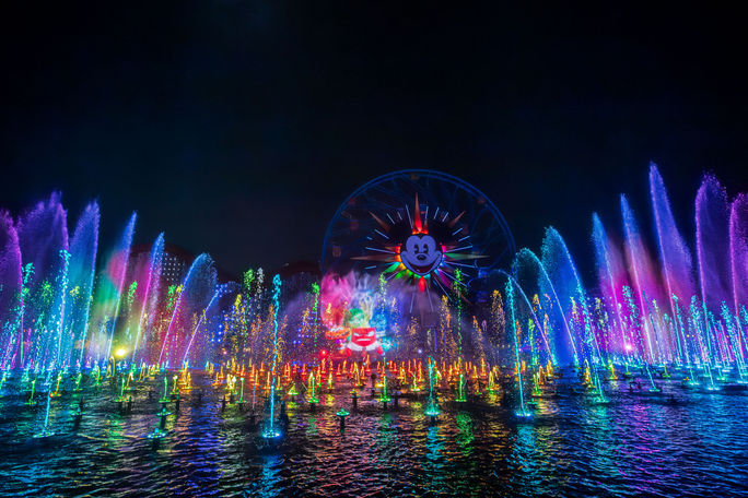 Disney's new World of Color Happiness! Disney's new World of Color Happiness!