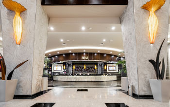 Lobby at the Riu Plaza Panama Hotel