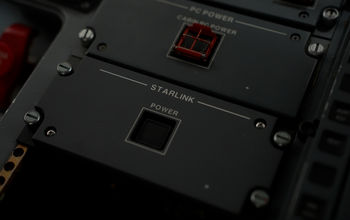 United Airlines, starlink, travel tech