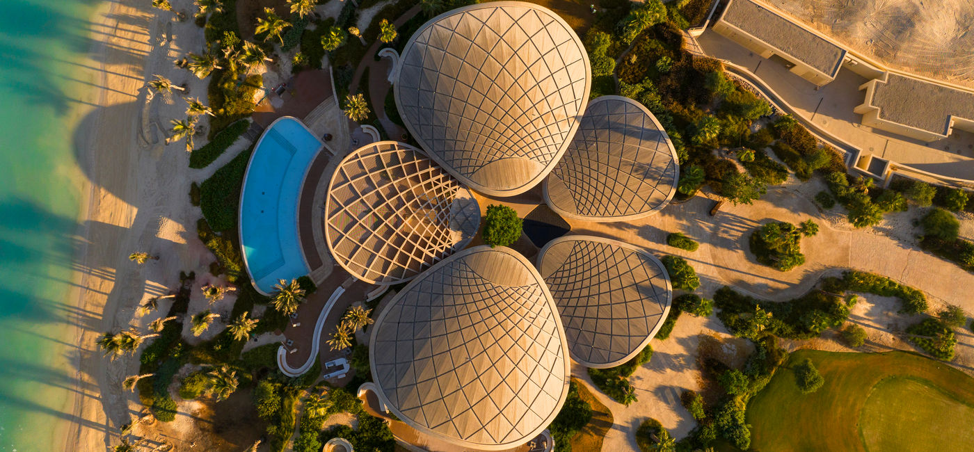 Image: Designed to blend in with the environment, the Shura Links Clubhouse is also a LEED Platinum certified structure. (Photo Credit: Saudi Tourism Authority)