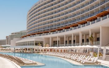 AIC Hotel Group’s AVA Hotel Cancun Makes Its Official Debut