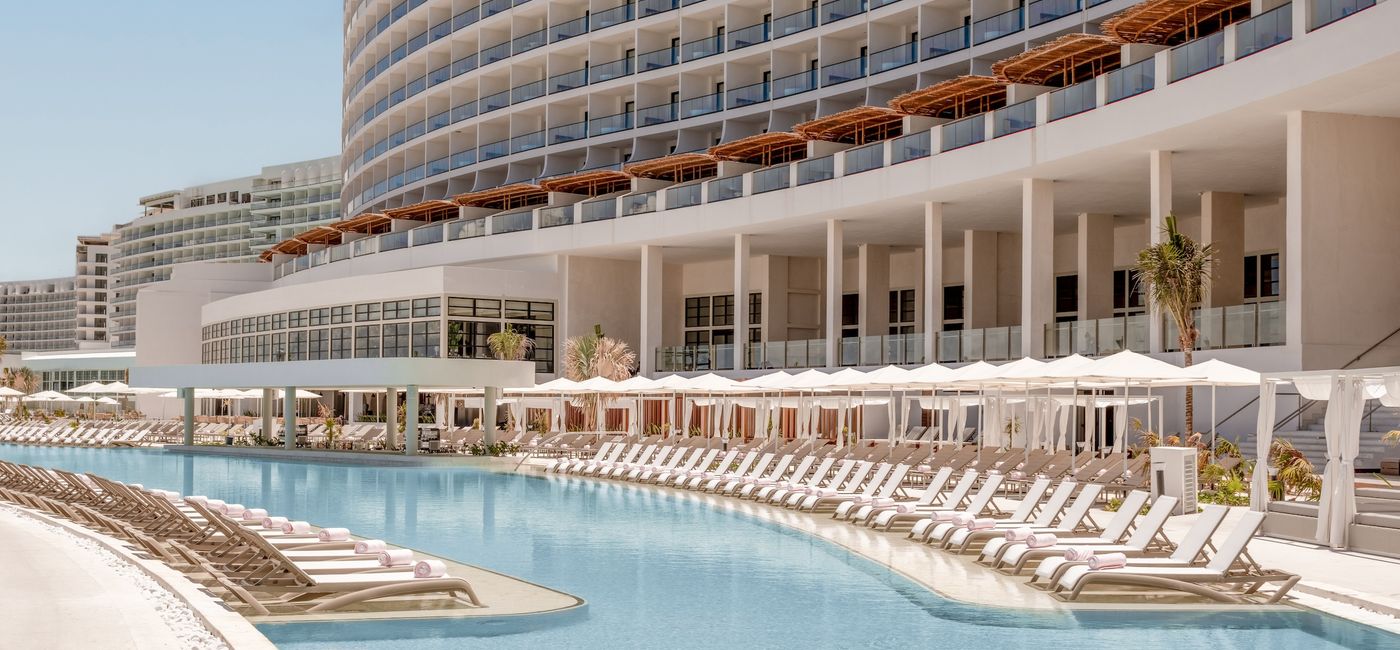 Image: AVA Hotel Cancun. (Photo Credit: AIC Hotel Group)