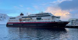 MS Trollfjord
