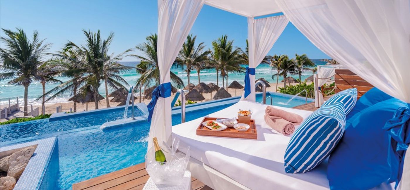 Image: (Courtesy of Oasis Hotels & Resorts)