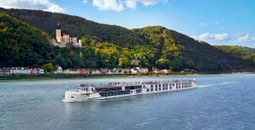 Uniworld S.S. Elizabeth