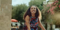 Dominicana Smiles At You
