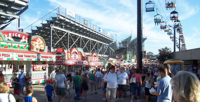 Crowds enjoy the Wisconsin State Fair Wisconsin State Fair