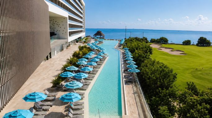 Hyatt Vivid Brand Makes Its Debut in Cancun