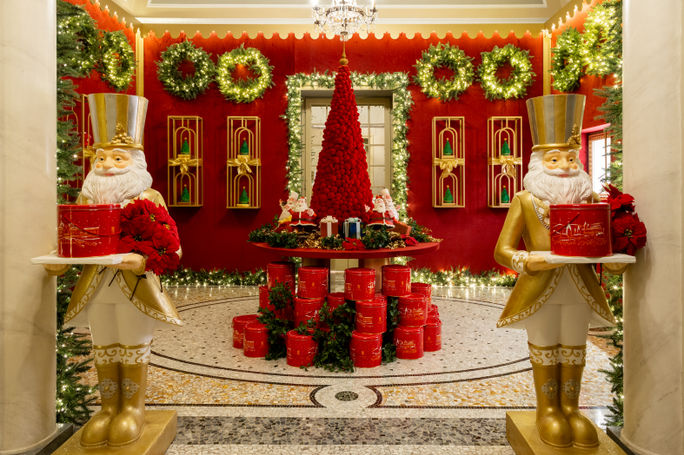 Villa d'Este during the holiday season