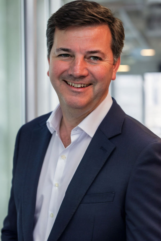 Stuart Morcombe headshot Stuart Morcombe headshot