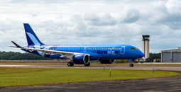 Breeze, Breeze Airways, Airbus, A220-300, plane, aircraft