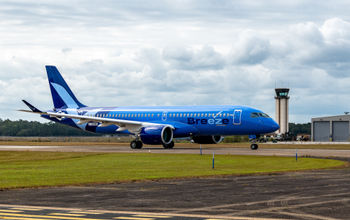 Breeze, Breeze Airways, Airbus, A220-300, plane, aircraft