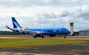 Breeze, Breeze Airways, Airbus, A220-300, plane, aircraft