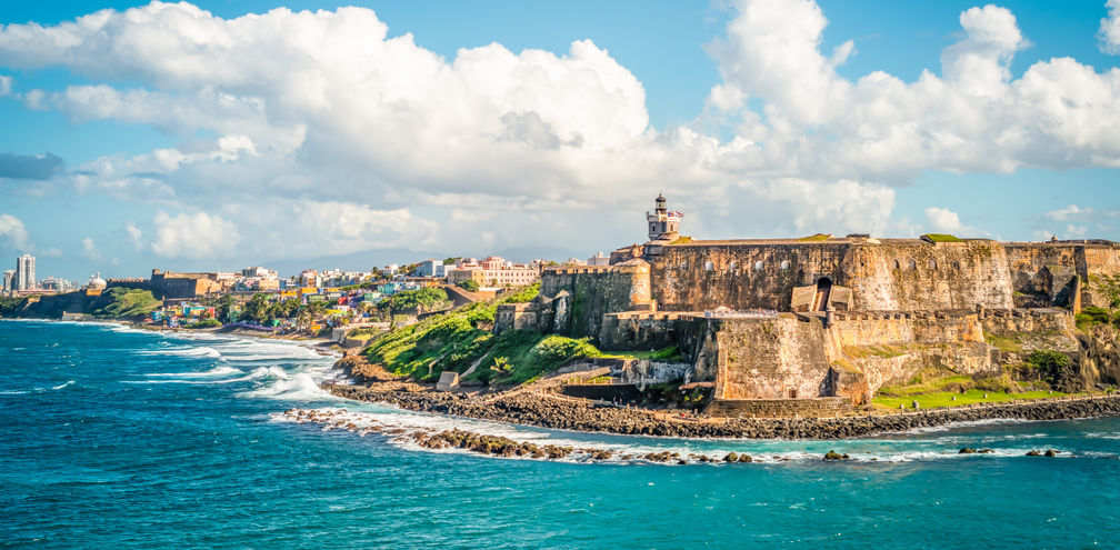 Panoramic landscape of historical castle El Morro along the coastline, San Juan, Puerto Rico.