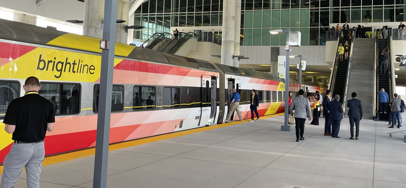 Image: The Brightline Train (Photo Credit: Sara Perez Webber)