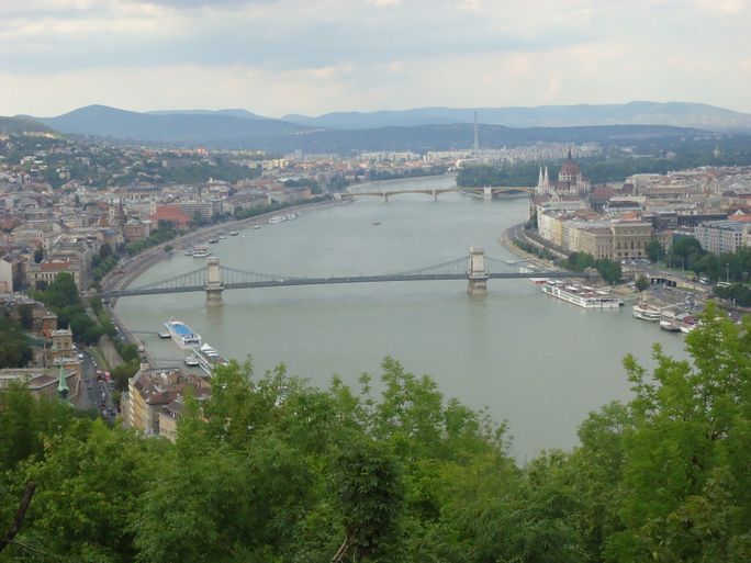 Blick auf Budapest von Gellert Hill Budapest, malerische Aussicht, Gellert Hill