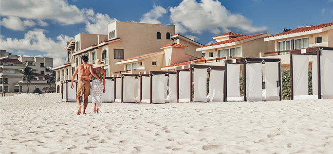 Grand Park Royal Cancun entwickelt sich zu einem exklusiven Rückzug. Grand Park Royal Cancun entwickelt sich zu einem exklusiven Rückzug.